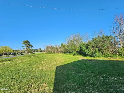 1729 Swamp Road Engelhard NC 27824