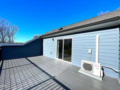 2077 Eva Pearl Drive Apex NC 27502