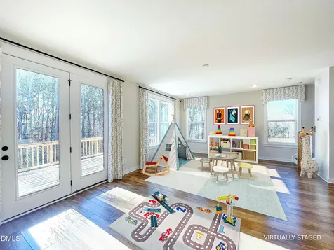 2077 Eva Pearl Drive Apex NC 27502