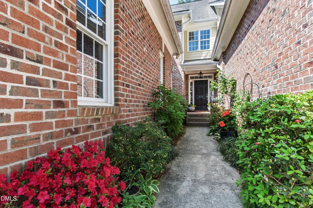 816 Running Brook Trail Raleigh NC 27609