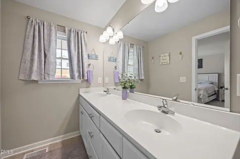 859 Berg Street Asheboro NC 27203