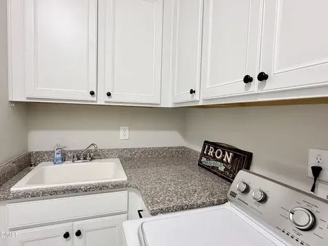 236 Oakmere Drive Cary NC 27513