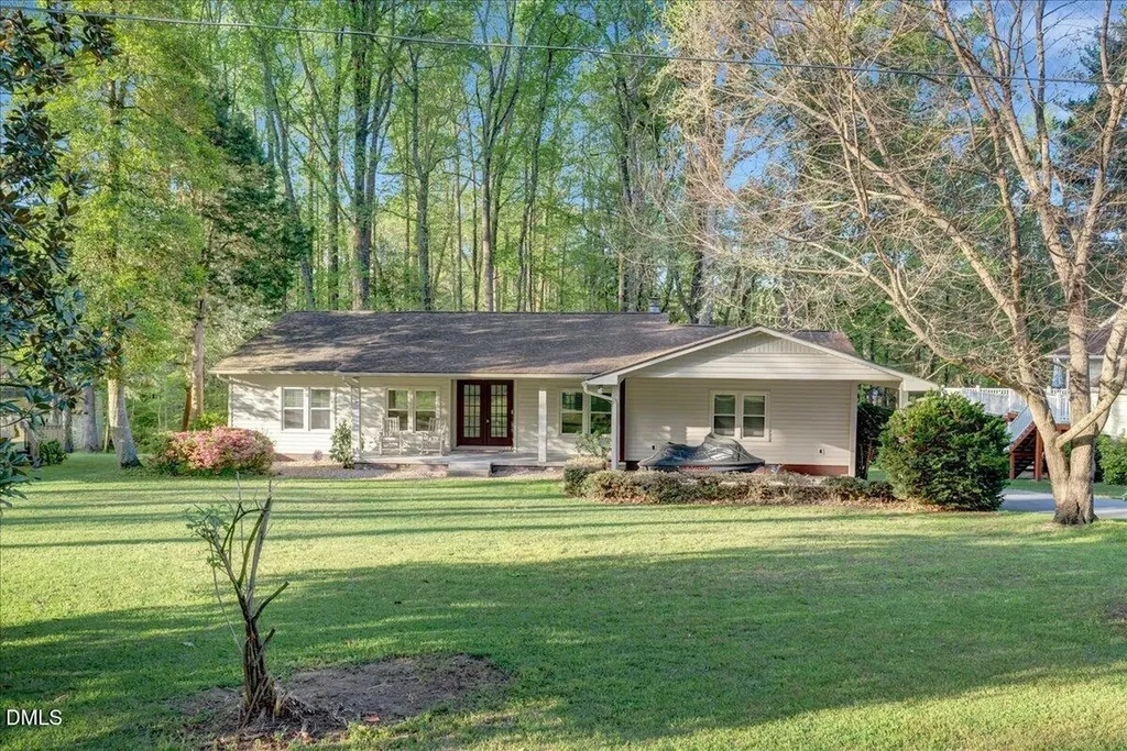 1070 Cedar Cove Road Henderson NC 27537