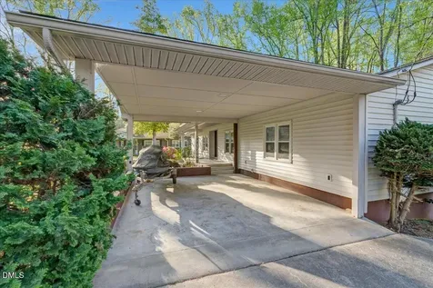 1070 Cedar Cove Road Henderson NC 27537