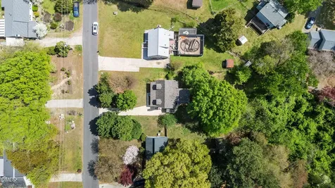 804 Olive Street Apex NC 27502
