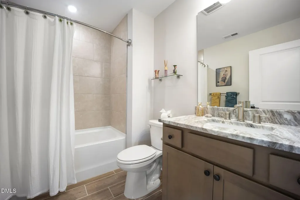 1312 Ringlet Run Fuquay Varina NC 27526