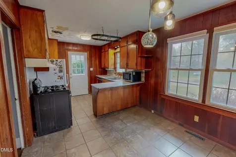 154 Fairview Street Milton NC 27305