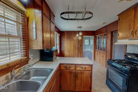 154 Fairview Street Milton NC 27305