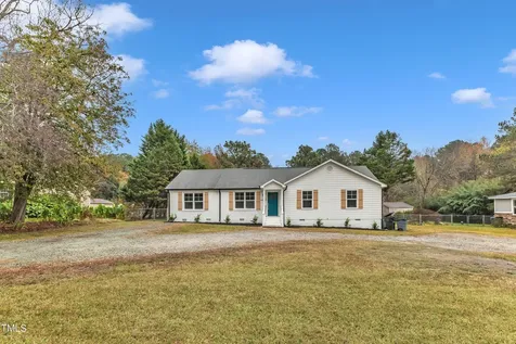 8201 Rhodes Road Apex NC 27539