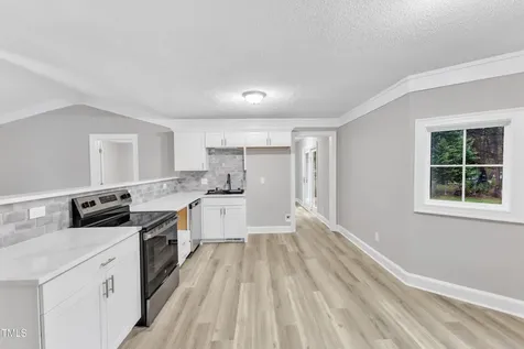 8201 Rhodes Road Apex NC 27539