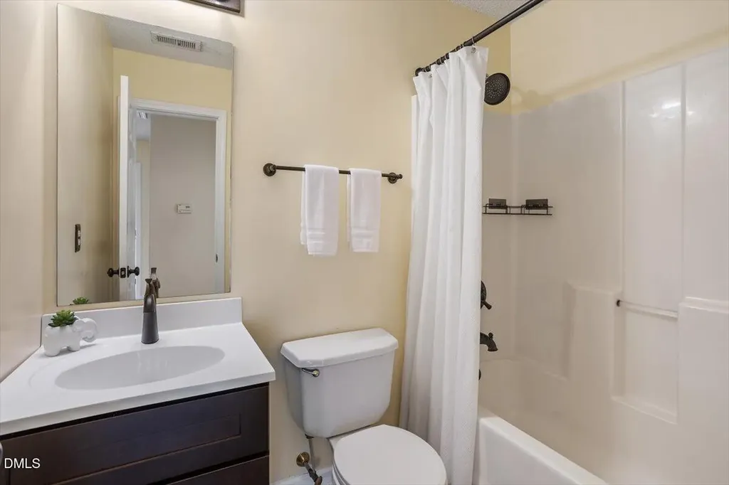 3808 Cholla Court Raleigh NC 27616