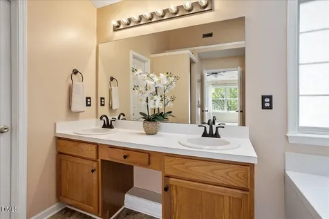 3808 Cholla Court Raleigh NC 27616