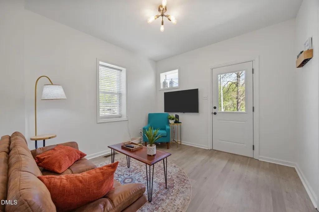509 Cape Avenue Raleigh NC 27601