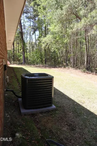 6591 Goldsboro Road Wade NC 28395