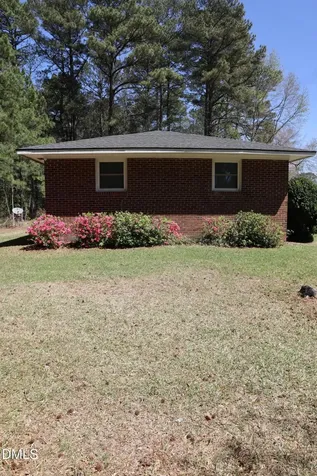 6591 Goldsboro Road Wade NC 28395