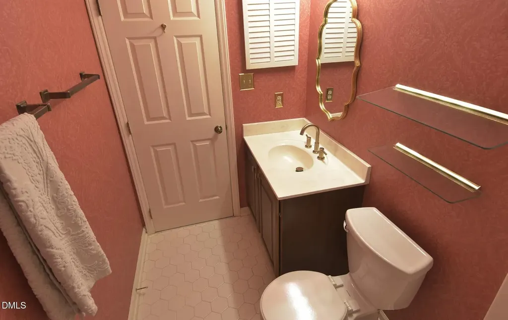 6403 Andsley Drive Raleigh NC 27609
