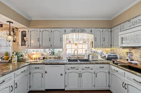 117 Forestview Drive Elon NC 27244