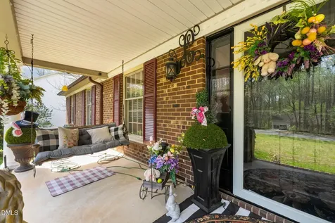 117 Forestview Drive Elon NC 27244