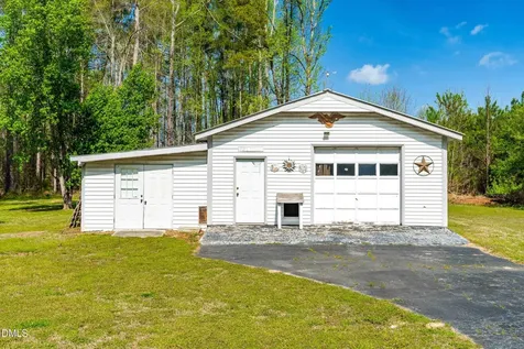 7425 Halifax Road Youngsville NC 27596