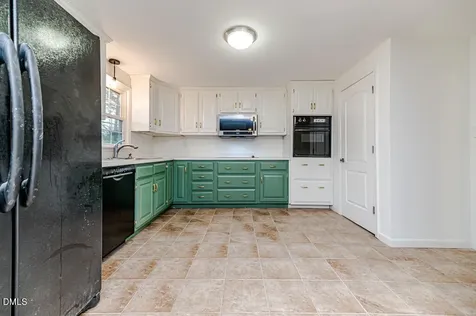 507 Nixon Drive Sanford NC 27330