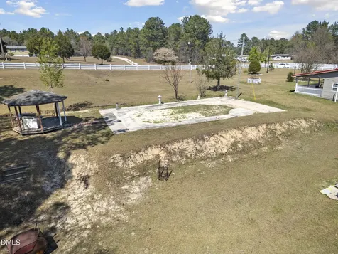 120 Farley Road Cameron NC 28326