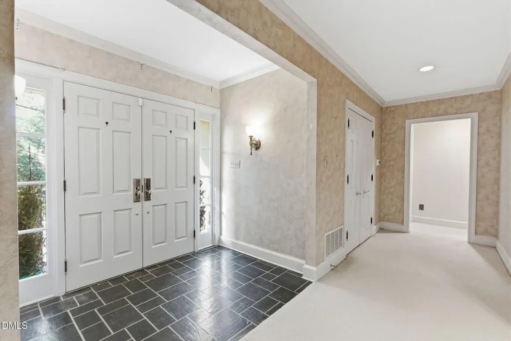 2420 Tyson Street Raleigh NC 27612