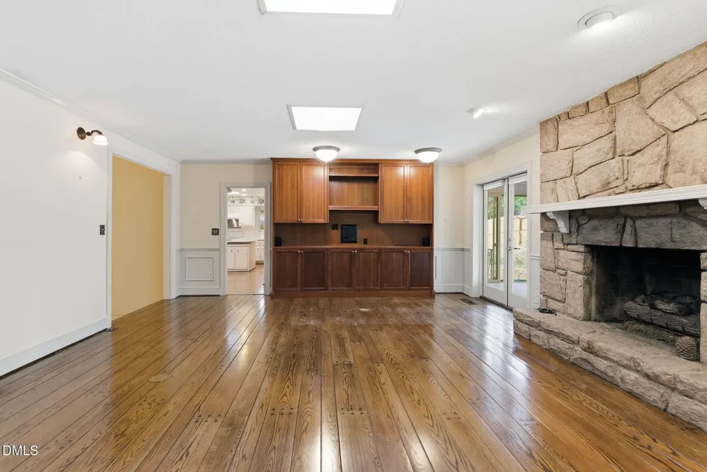 2420 Tyson Street Raleigh NC 27612