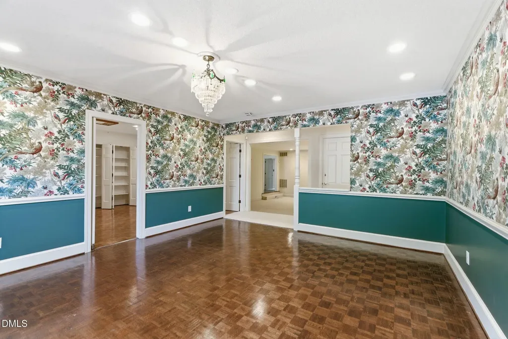 2420 Tyson Street Raleigh NC 27612