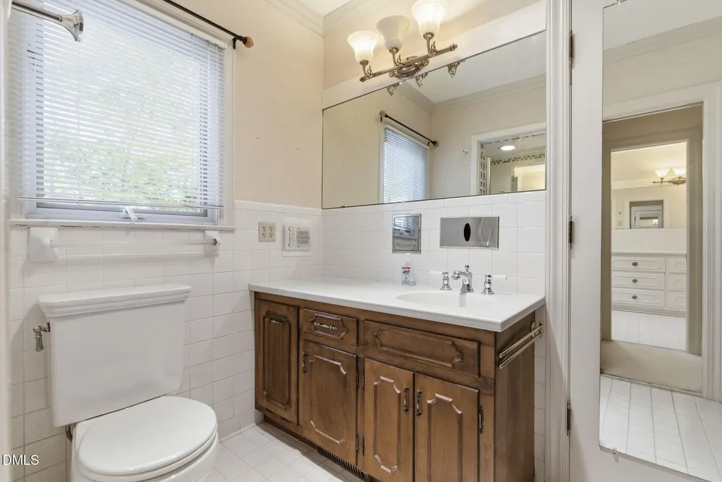 2420 Tyson Street Raleigh NC 27612