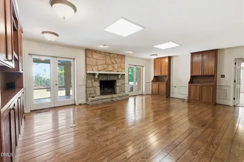 2420 Tyson Street Raleigh NC 27612