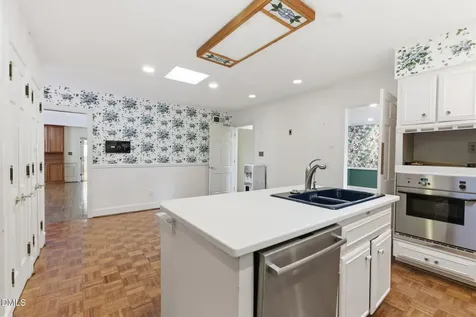 2420 Tyson Street Raleigh NC 27612