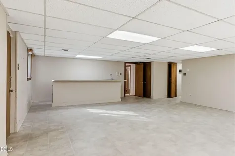 2420 Tyson Street Raleigh NC 27612