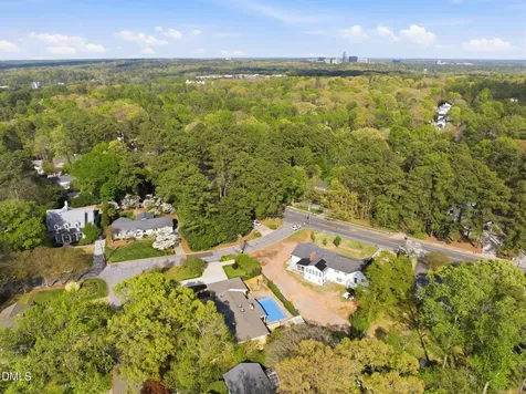 2420 Tyson Street Raleigh NC 27612