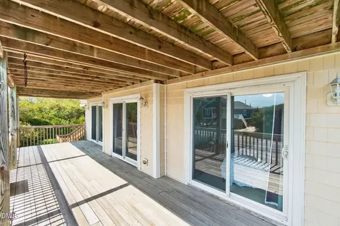 1125 S Topsail Drive Surf City NC 28445