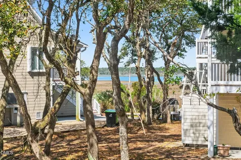 1125 S Topsail Drive Surf City NC 28445