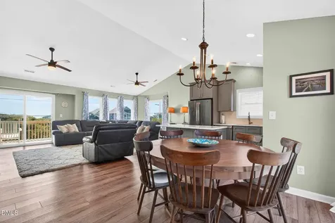 1125 S Topsail Drive Surf City NC 28445