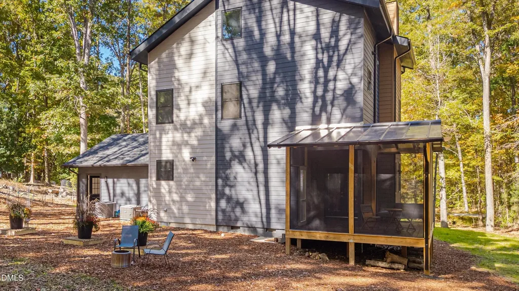 3100 Mel Oaks Trail Chapel Hill NC 27516
