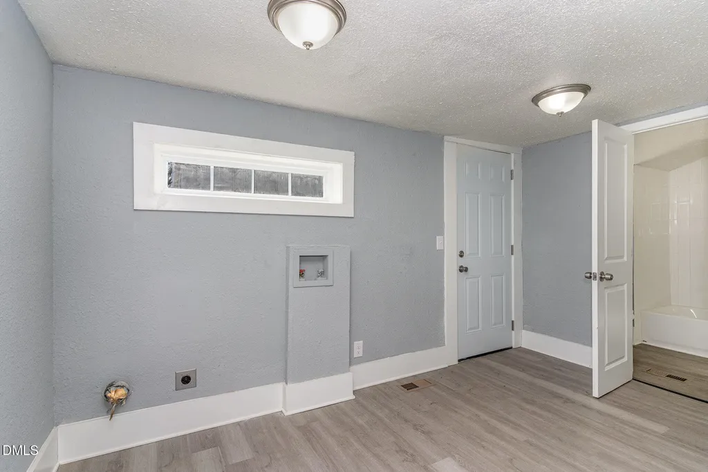 1218 Boyer #a Street Raleigh NC 27610