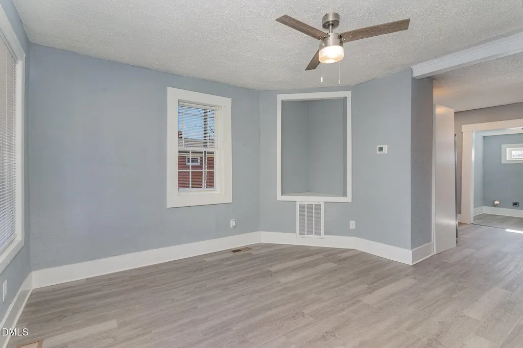 1218 Boyer #a Street Raleigh NC 27610