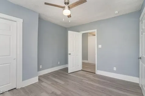 1218 Boyer #a Street Raleigh NC 27610