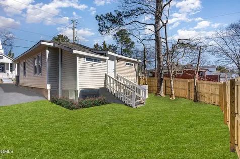 1218 Boyer #a Street Raleigh NC 27610
