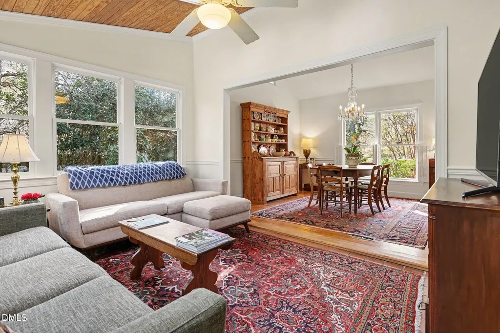 6720 Glen Forrest Drive Chapel Hill NC 27517