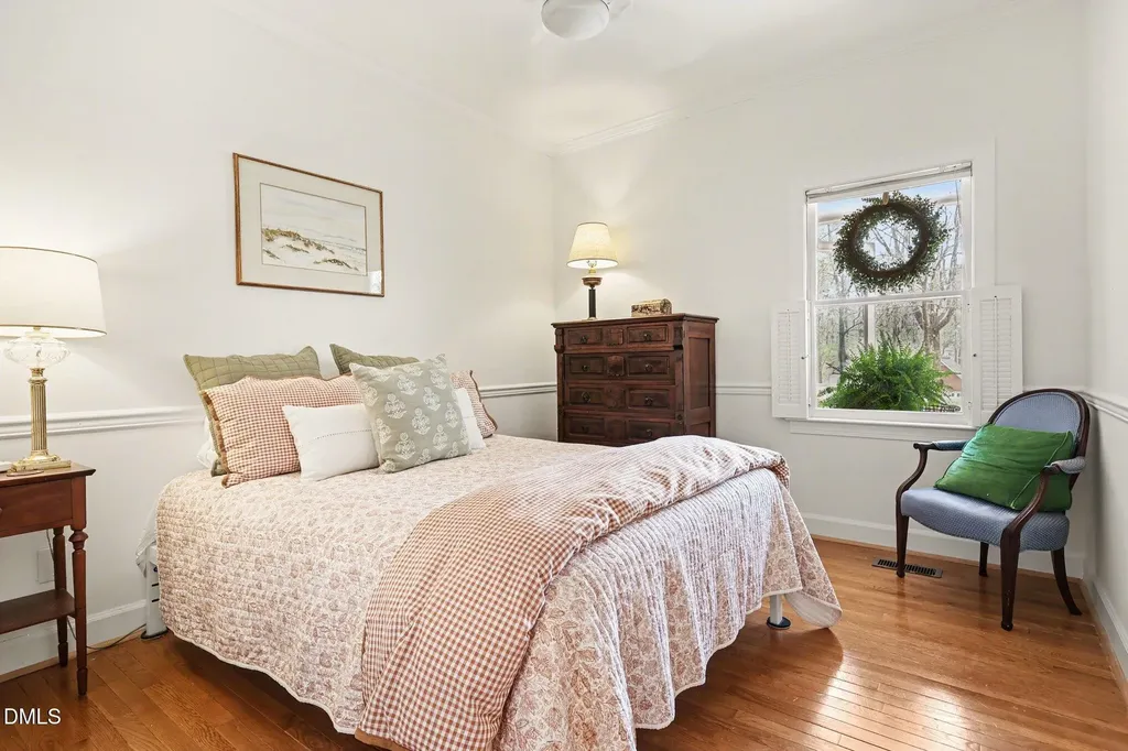 6720 Glen Forrest Drive Chapel Hill NC 27517