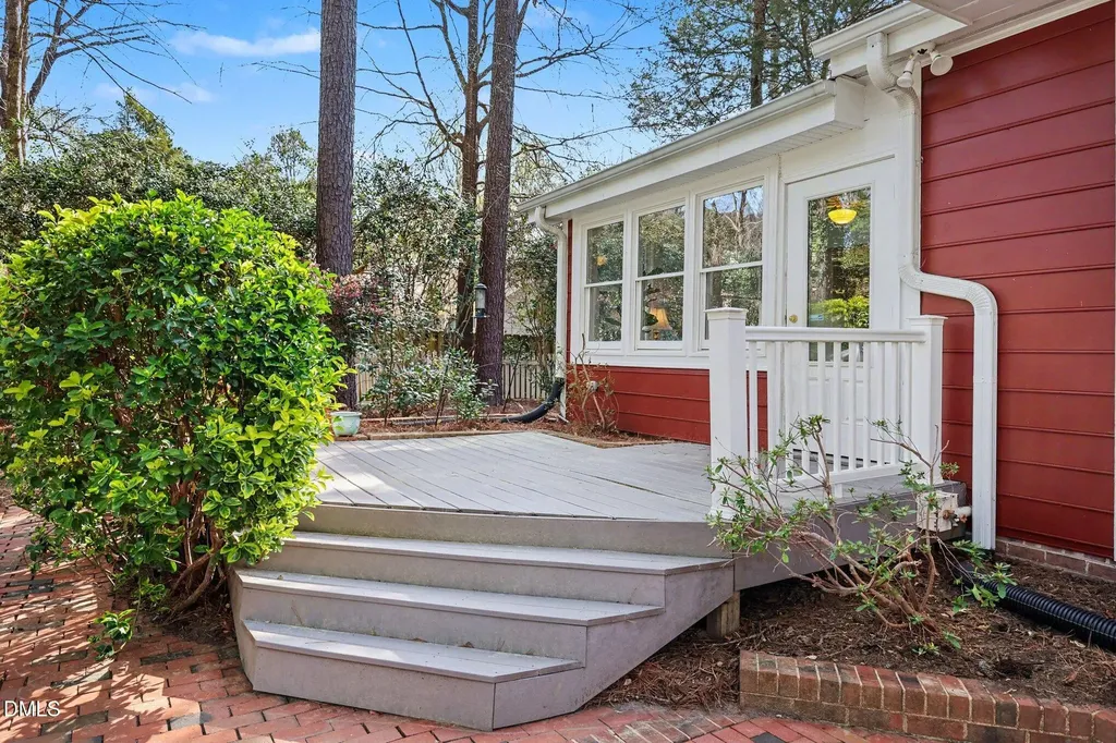 6720 Glen Forrest Drive Chapel Hill NC 27517