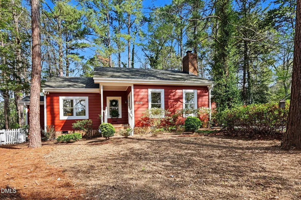 6720 Glen Forrest Drive Chapel Hill NC 27517