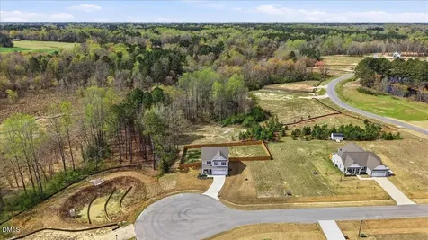 4005 Kingcraig Lane Zebulon NC 27597