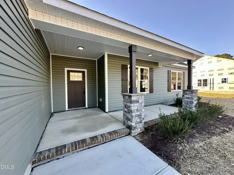 165 Bay Valley Road Kenly NC 27542