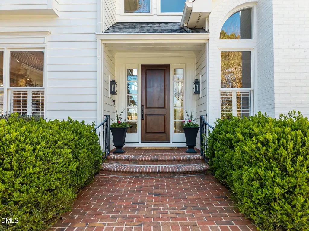200 Donegal Drive Chapel Hill NC 27517