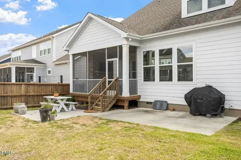 1305 Boxwood Trace Lane Hillsborough NC 27278