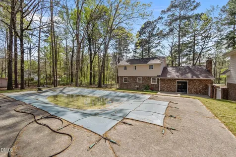 2421 Bonnie Brae Road Durham NC 27703